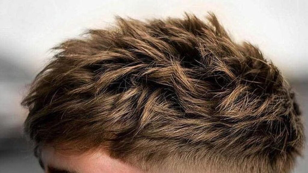 7 Gambar Potongan Rambut Pria Terbaru, Bikin Tampil Maksimal Keren!