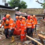 Penduduk viral marah dengan pria yang disebut bodoh meskipun istri dan anak -anak mereka dibunuh oleh banjir sukabumi