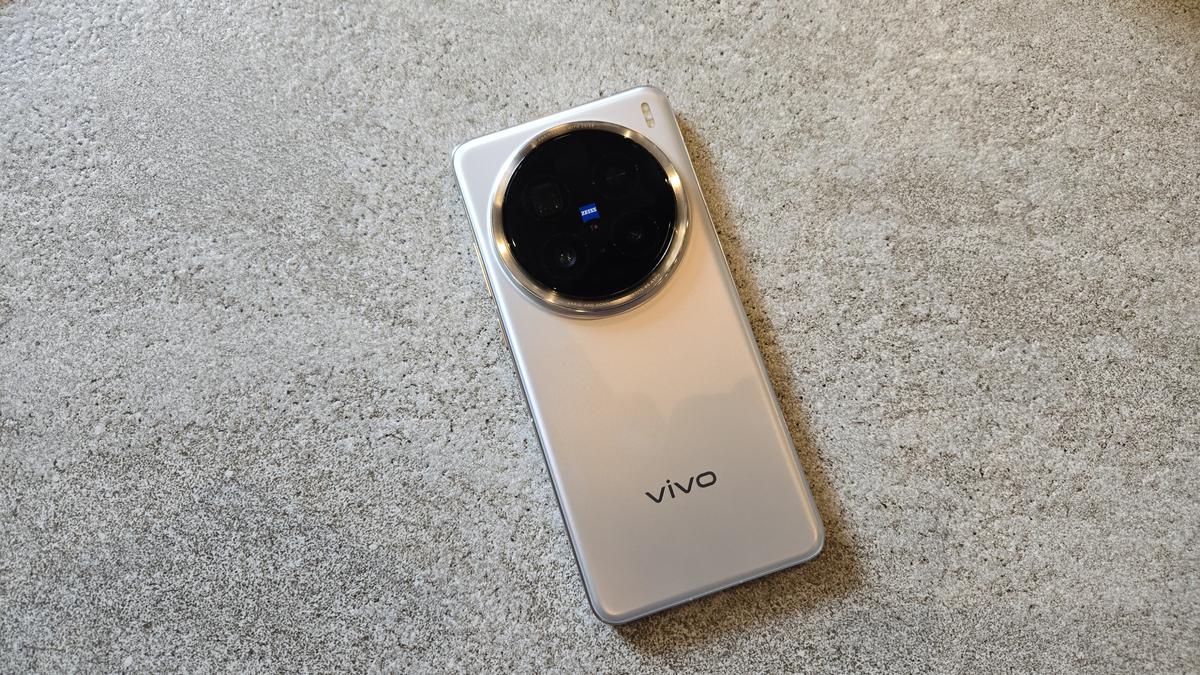 Daftar Vivo HP yang akan mendapatkan Android 16, dari seri X hingga IQOO