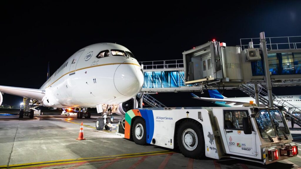 Kronologi pesawat Saudia Airlines yang membawa peziarah mendarat darurat di Medan karena ancaman bom