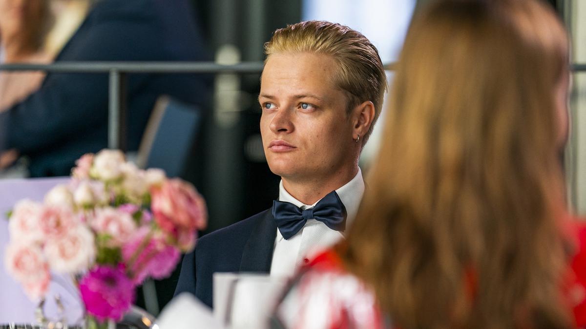 Mengungkapkan dakwaan kasus pemerkosaan putra tertua dari Putra Mahkota Norwegia Marius Borg Hoiby mencapai 2 digit