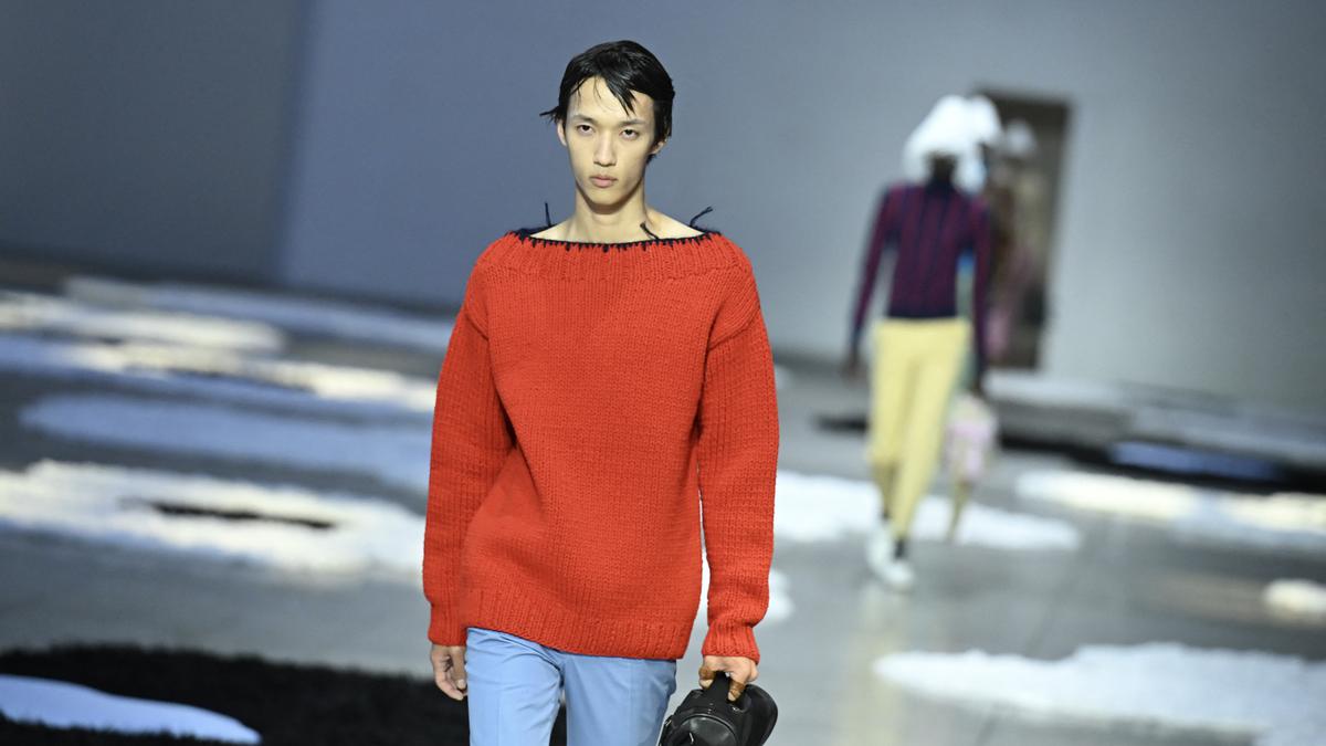 Piyama Mewah dan Perubahan Koleksi Sentimen Fashion Pria di Milan Fashion Week 2026