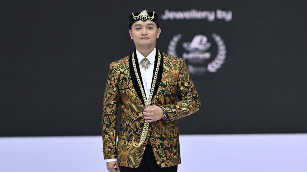 Pride in the Runway of Indonesia Fashion Week 2025 sebagai Muse