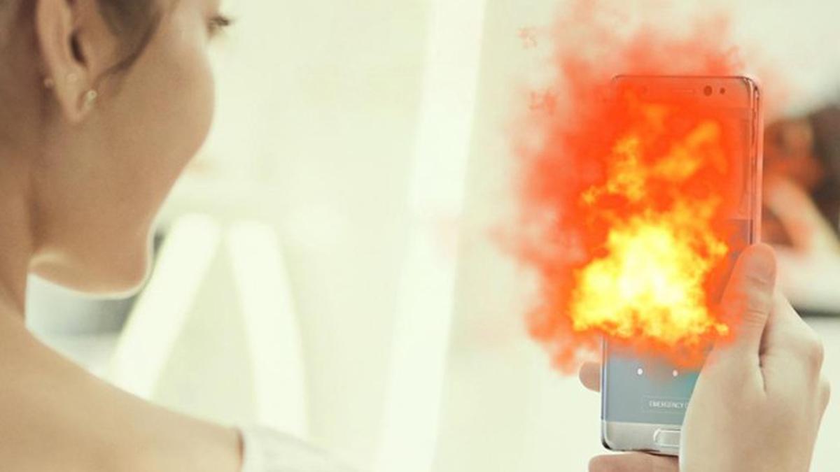 Samsung Galaxy S25 Plus disebut meledak saat diisi dengan, kan?