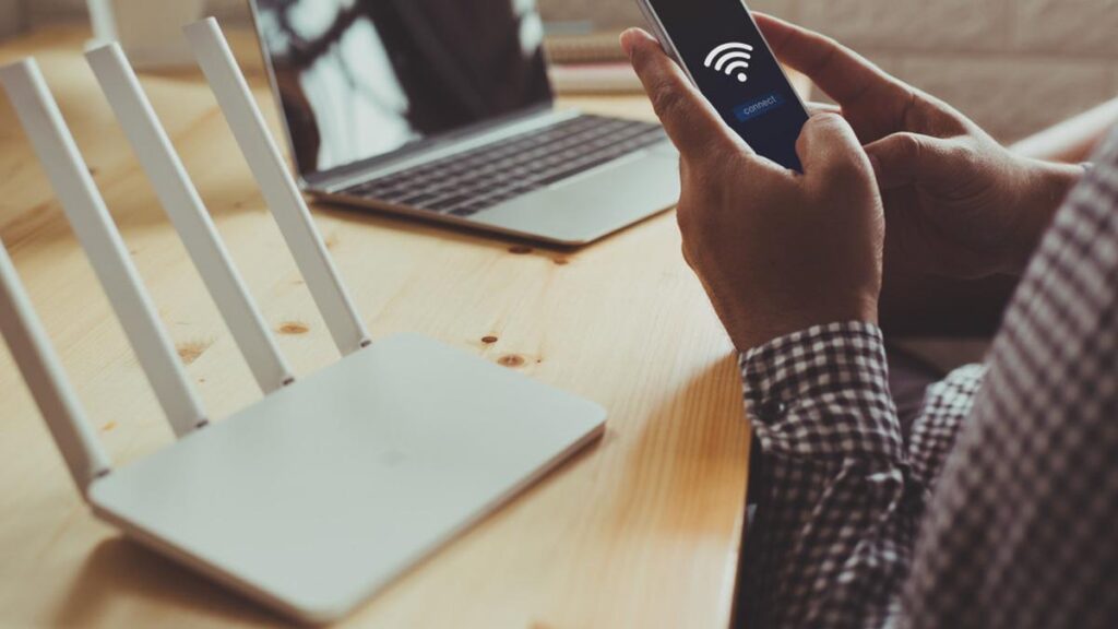 Sejarah dan Pengembangan Wi-Fi: Teknologi Nirkabel yang Menghubungkan Miliaran Perangkat