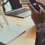 Sejarah dan Pengembangan Wi-Fi: Teknologi Nirkabel yang Menghubungkan Miliaran Perangkat