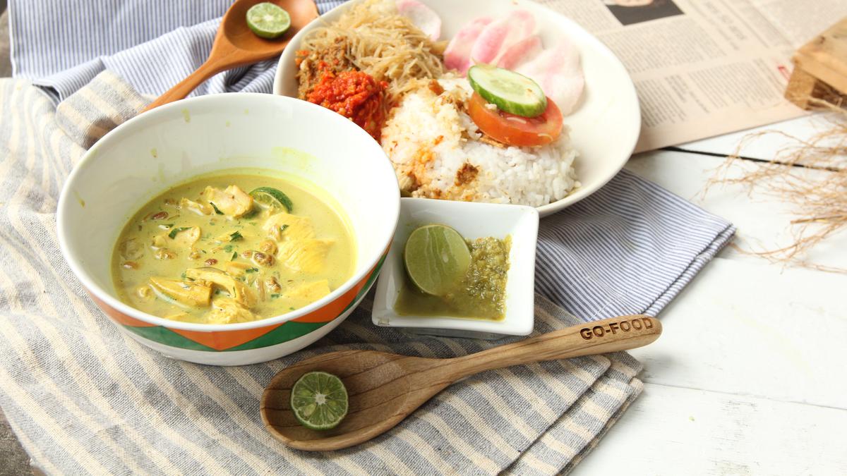 7 Gurih dan Sederhana, Dijamin Kecanduan Rumah -Resep Sup Ayam Soto Tertarik