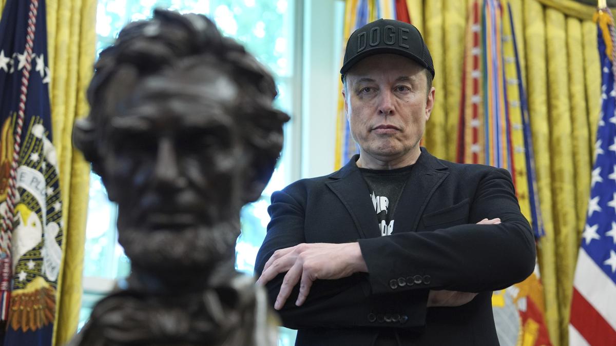 Dari Elon Musk ke Elon Musk: SpaceX Investing IDR 32,5 triliun ke Startup XAI