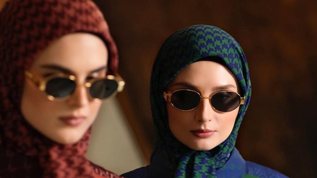 Desainer Vivi Zubedi Mengawali Produk Produknya, 1 Orang Menjadi Tersangka dan Akan Meningkat
