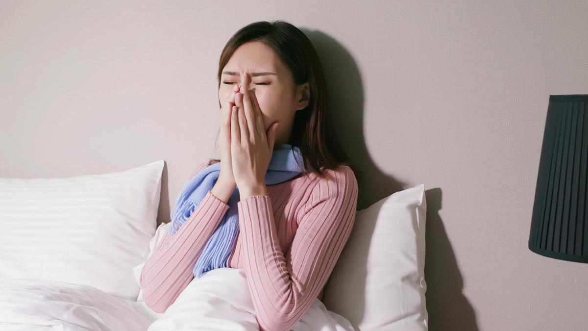 Insomnia karena hidungnya tersumbat? Ini adalah 5 tips yang efektif untuk tetap sehat saat flu menyerang!