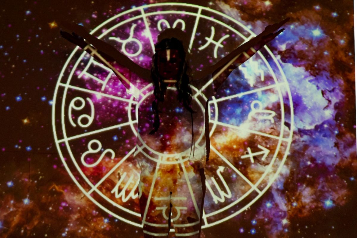 Zodiak Leo dalam cinta: Gaya pacaran, pasangan ideal, dan tantangan