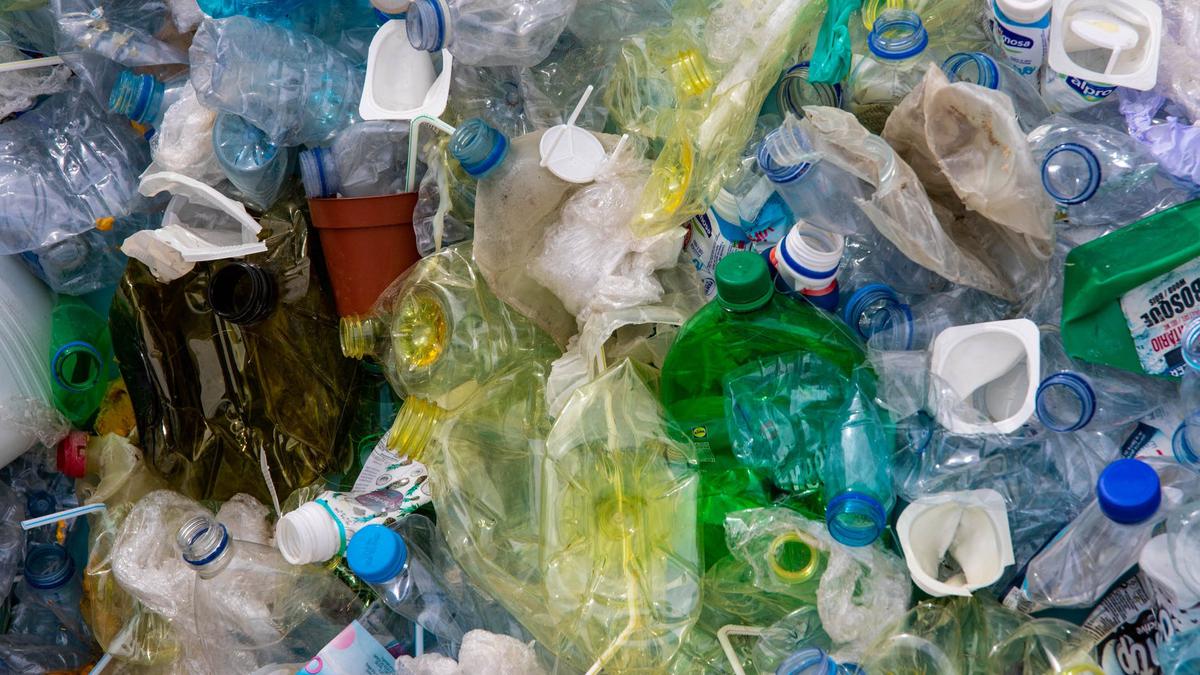 Dorongan baru untuk menyetujui aturan bersama untuk mengatasi polusi plastik