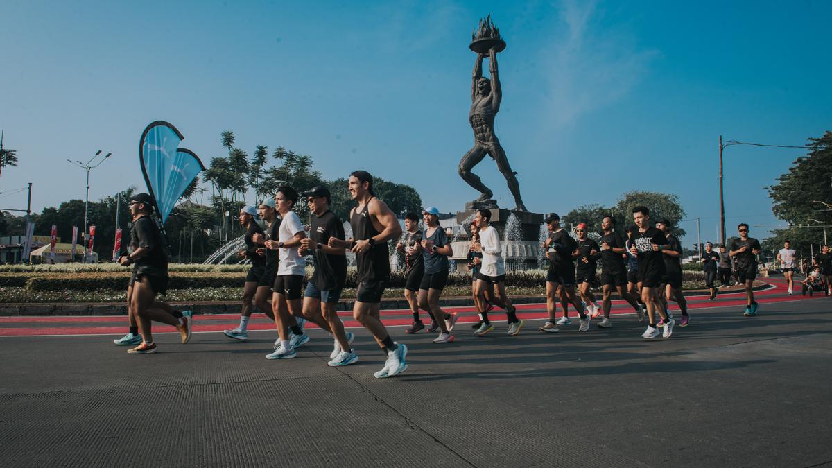 PUMA melepaskan 250 gram sepatu lari yang bisa dikenakan oleh non-Pendisi setiap hari