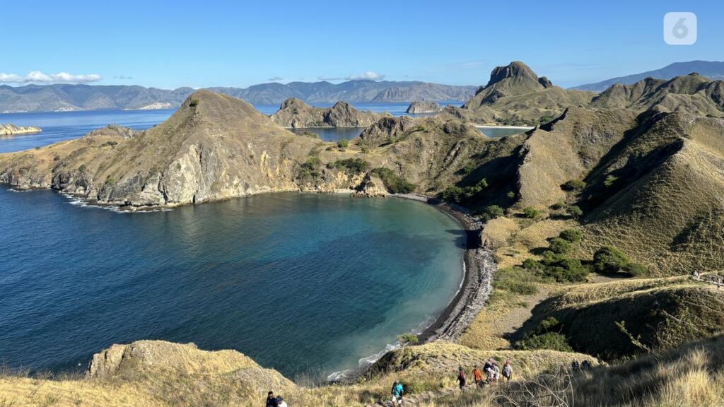Rencana Polemik untuk Pengembangan Ratusan Vila di Taman Nasional Pulau Padar Komodo