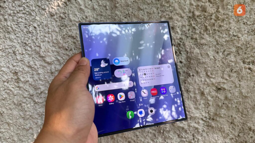Samsung Galaxy Z Fold7: Seluler lipatan super tipis dengan kamera 200MP dan AI semakin canggih