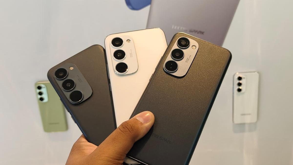 Seri Pro Hands-on Tecno Spark 40: HP RP. 1 juta dengan fitur AI
