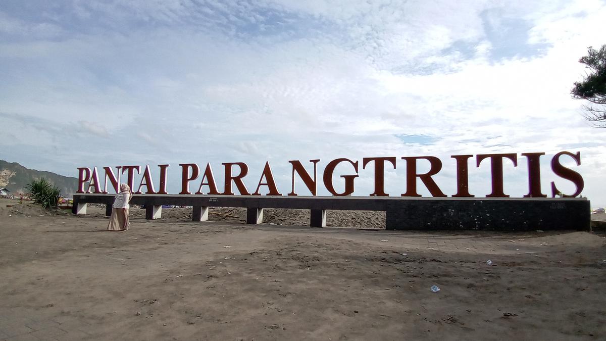 14 Rekomendasi untuk tempat makan yang lezat di jalan parangtritis, kuliner wajib saat berlibur ke Jogja 2025
