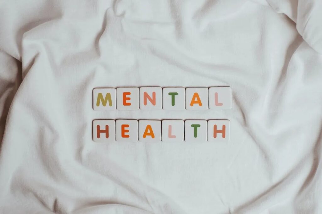 6 cara sederhana jaga kesehatan mental saat berada di rumah