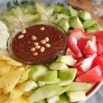 7 Resep untuk bumbu kacang rujak, pedas manis untuk coc buah segar.
