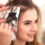 8 cara atasi masalah rambut kering agar tetap sehat dan berkilau