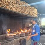 Bika bakar, kuliner langka khas Minang