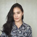 3 Berita Teratas Hari Ini: Gaya Batik Prilly Latuconsina, Modern dan Elegan dengan Sentuhan Tradisional