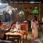 Ucapan hari Halloween 2025 yang lucu untuk dikirim ke teman & pacar