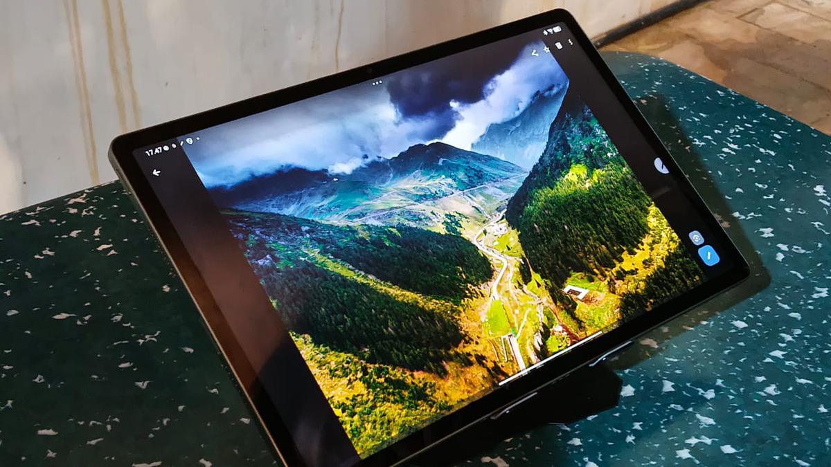 Ini Spesifikasi Motorola Moto Pad 60 Neo yang Dibanderol Rp. Tablet seharga 2 jutaan dengan layar 2K dan speaker Dolby Atmos