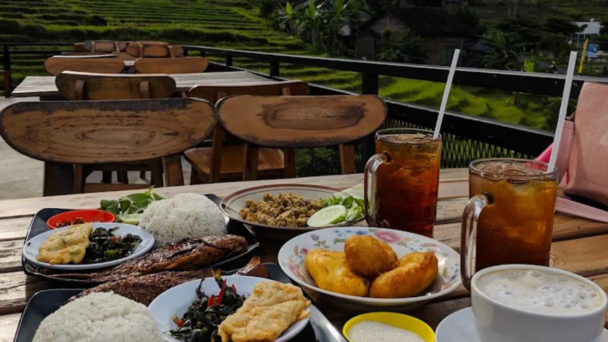 17 Rekomendasi Tempat Makan di Kulon Progo untuk Liburan Tahun Baru, Enak dan Pemandangannya Indah