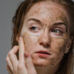 Cara membuat lulur kopi alami untuk mencerahkan kulit