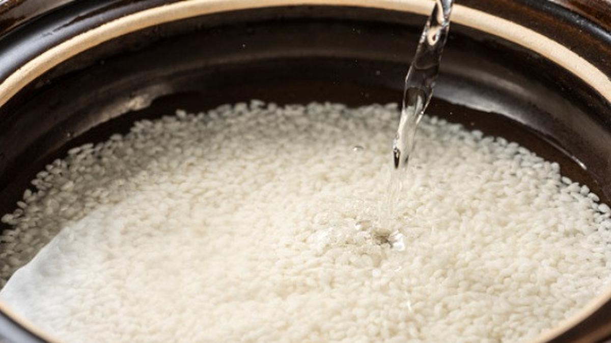 Rahasia Kulit Bercahaya Alami dengan 4 Cara Ajaib Berbahan Dasar Beras