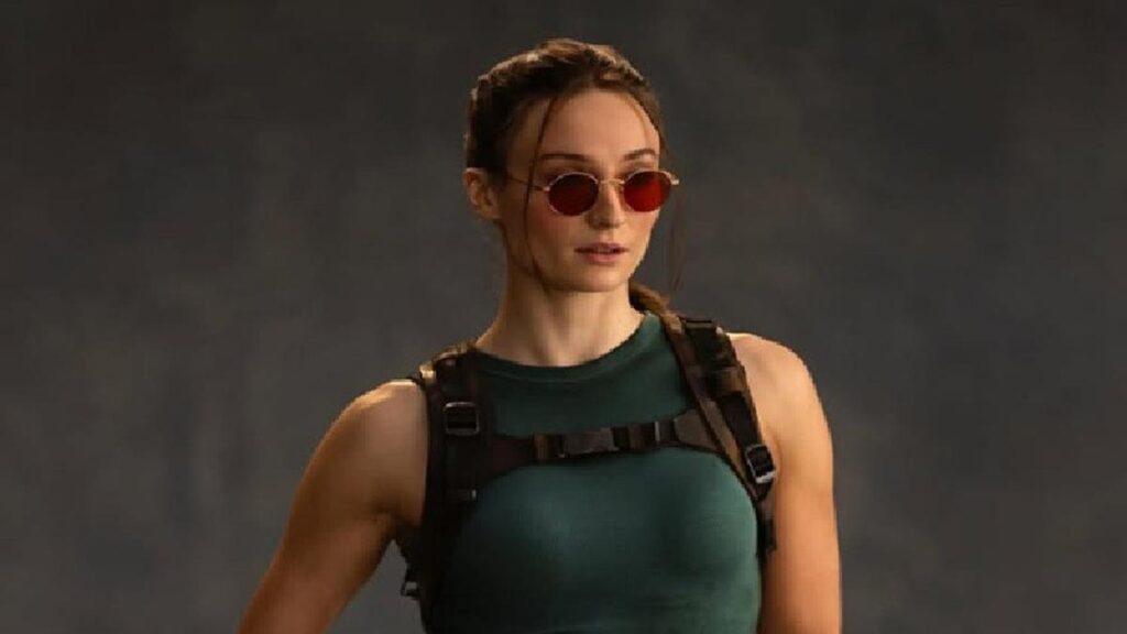 Sebagai Lara Croft, Sophie Turner memamerkan tubuh kekarnya dari latihan 8 jam sehari