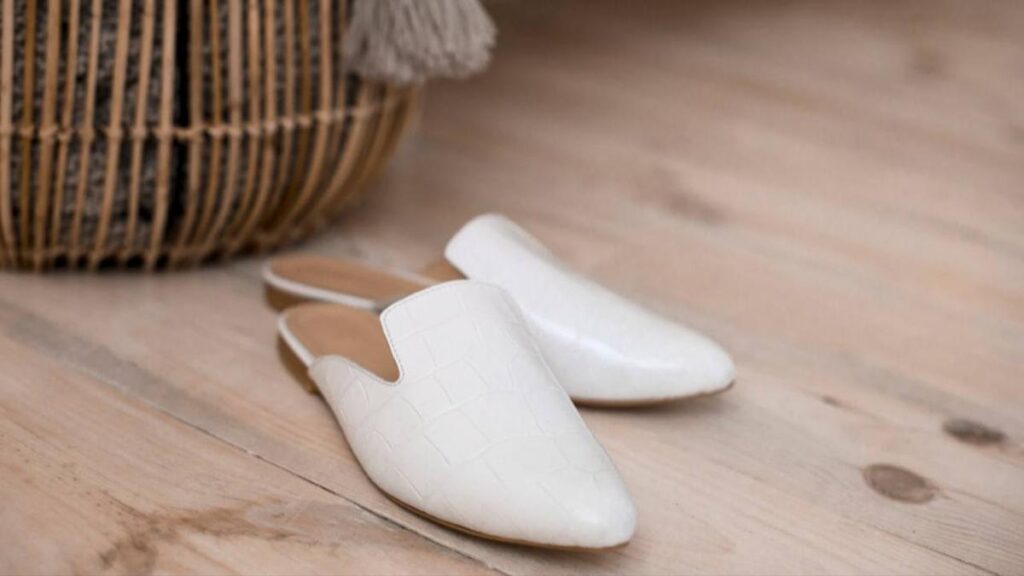 Rekomendasi Soft Slip On Wanita Agar Nyaman Menemani Silaturahmi Lebaran